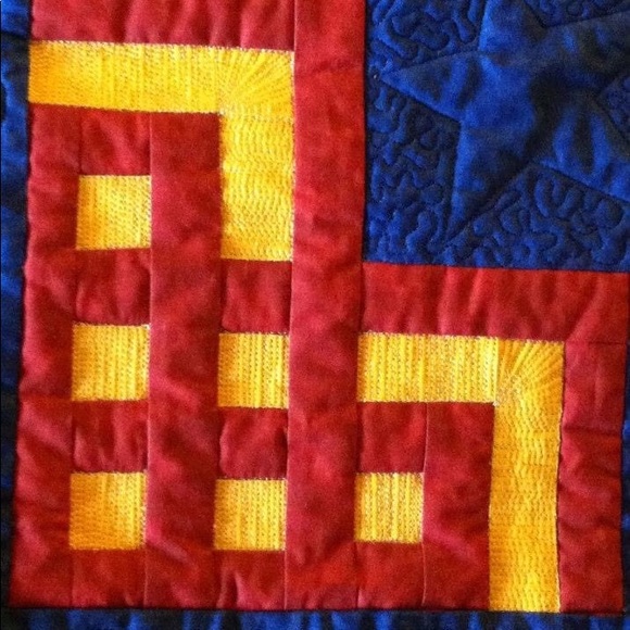 Handcrafted Mt. Rushmore quilted throw - Picture 8 of 8